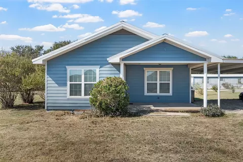 199 E Cougar Ln, China Spring, TX 76633