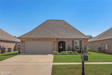 407 Mangrove Ln, Bossier City, LA 71111