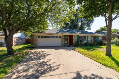 8232 Ulster Dr, North Richland Hills, TX 76180