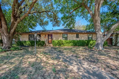 407 Fairview Dr, Richardson, TX 75081