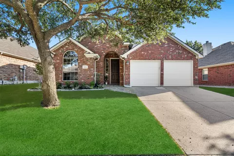 6106 Lakecrest Dr, Sachse, TX 75048
