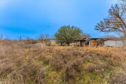 7021 Cimmaron Trl, Weatherford, TX 76087