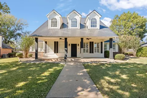 1326 Whisper Ln, Glen Rose, TX 76043