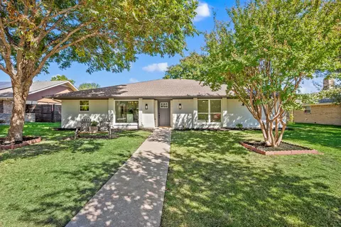 2925 Princeton Dr, Plano, TX 75075