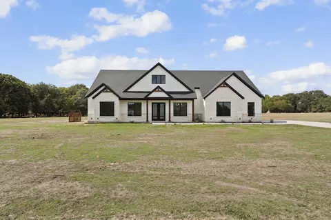 3210 Neola Rd, Greenville, TX 75402
