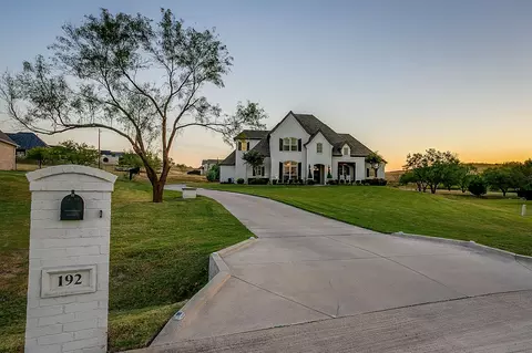 192 Bearclaw Cir, Aledo, TX 76008