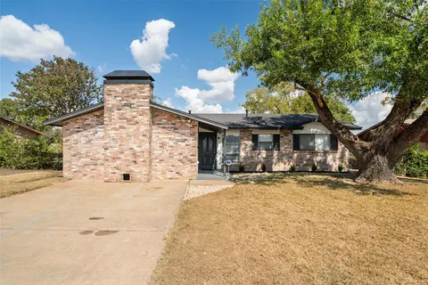625 Seaside Dr, Dallas, TX 75232
