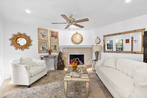 5200 Martel Ave #32B, Dallas, TX 75206