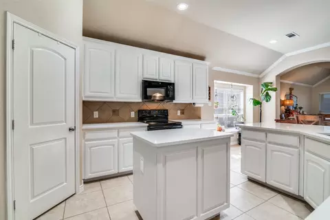 1127 Johnson City Ave, Forney, TX 75126