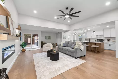 2800 Glen Forest Ln, Plano, TX 75023