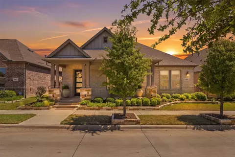 4825 Beaver Creek Dr, Arlington, TX 76005