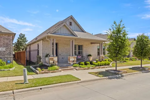 4825 Beaver Creek Dr, Arlington, TX 76005