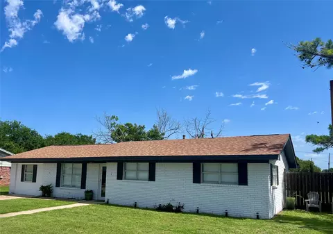 702 Belfast St, Dublin, TX 76446