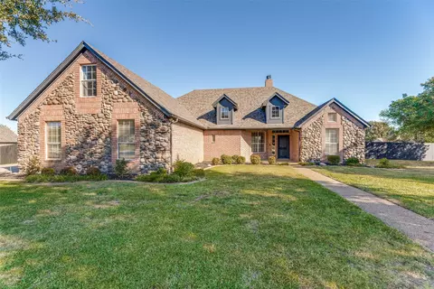200 Applewood Ln, Haslet, TX 76052