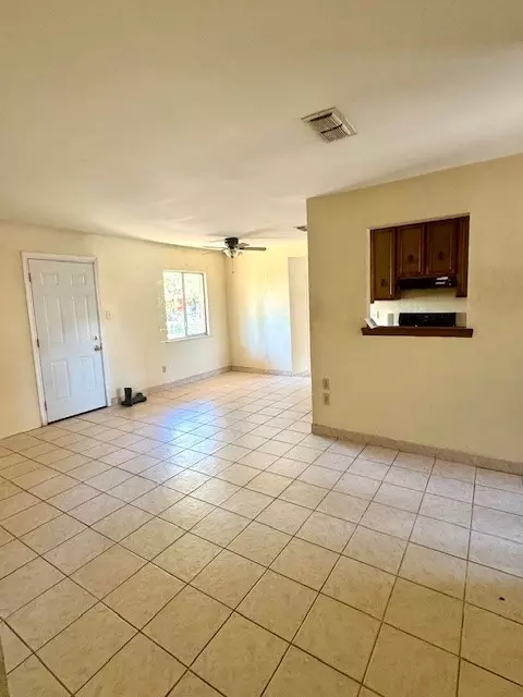Living - 873 Rellia Dr, Terrell, TX 75160 photo 3 of 3