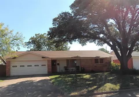 2063 Mimosa Dr, Abilene, TX 79603
