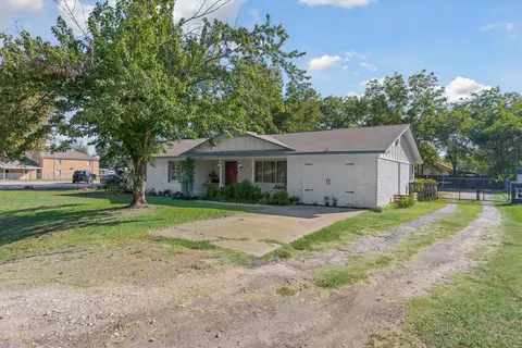 503 S Houston St, Edgewood, TX 75117
