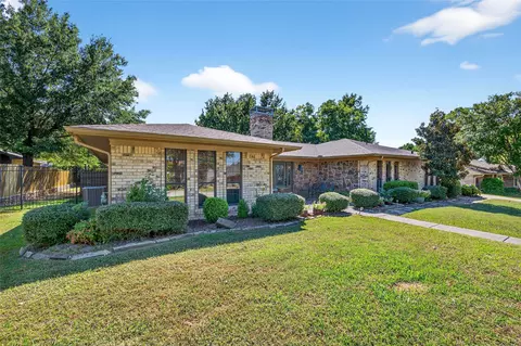 1610 Idlewood Dr, Sherman, TX 75092
