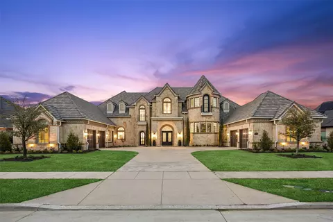 2032 Courtland Dr, Frisco, TX 75034