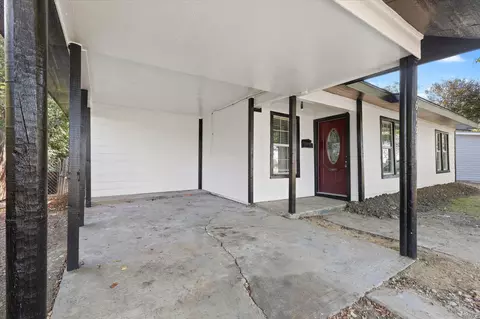 616 Wilkinson Dr, Mesquite, TX 75149