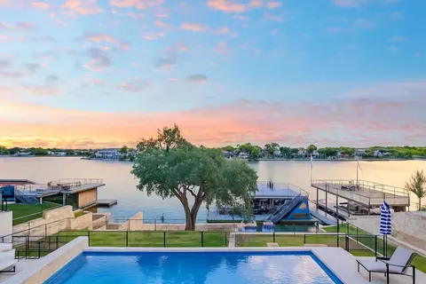 209 Houdini Way, Kingsland, TX 78639