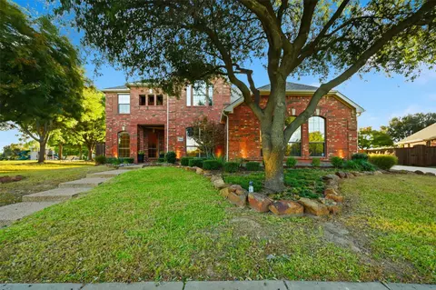 2016 Red Rock Dr, Mckinney, TX 75072