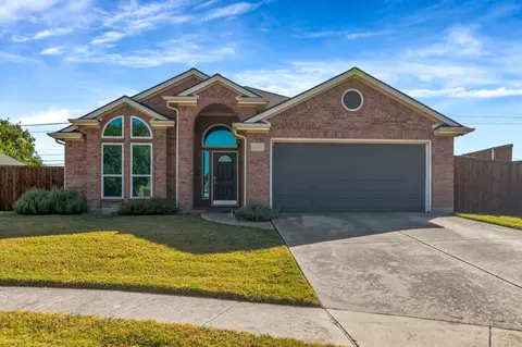 4550 Sunswept Ct, Fort Worth, TX 76137