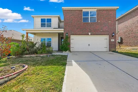 7612 Duck Bay Rd, Fort Worth, TX 76120