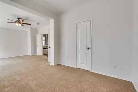 Bedroom - 404 E Whitener Rd, Euless, TX 76040 photo 4 of 6
