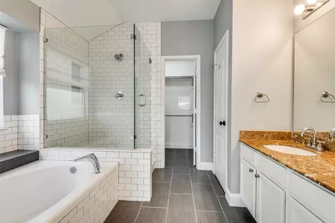 Bath - 404 E Whitener Rd, Euless, TX 76040 photo 1 of 3