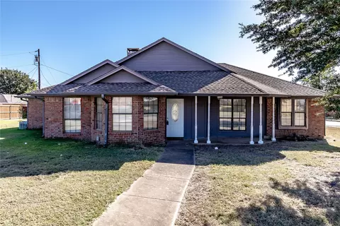 308 Bear Creek Dr, Ferris, TX 75125