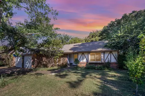 1631 Terrace St, Arlington, TX 76012