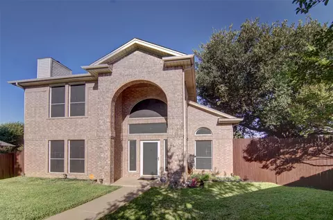 915 Greenridge Dr, Arlington, TX 76017