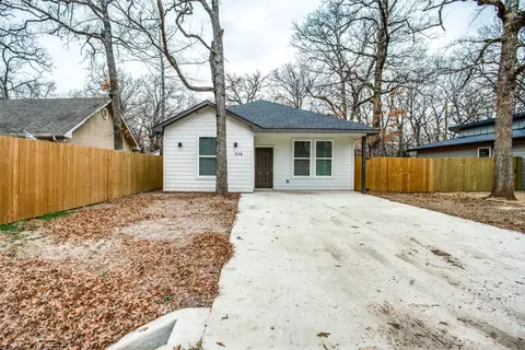 116 Navajo Dr, Mabank, TX 75156