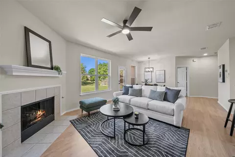 11909 Hickory Cir, Fort Worth, TX 76244