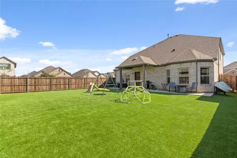 7600 Poplar Dr, Argyle, TX 76226