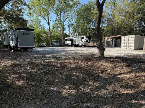 455 Choctaw Dr, Gordonville, TX 76245