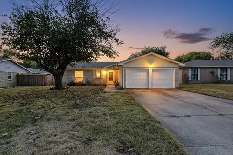 1114 Tracy Ln, Lancaster, TX 75134