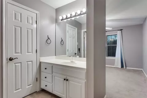 Bath - 3313 Fox Hollow Cir, Waco, TX 76708 photo 5 of 5
