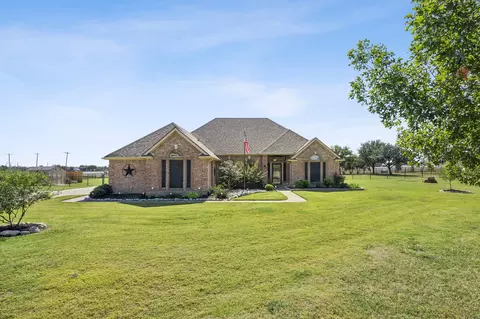 909 Morton Hill Ln, Haslet, TX 76052