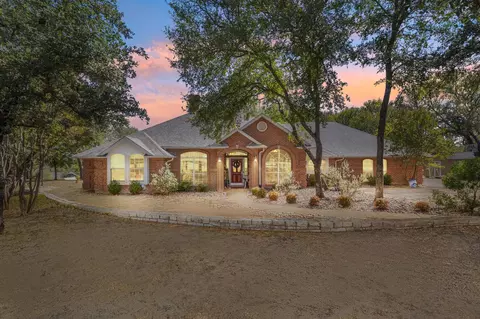 124 Derek Ct, Hudson Oaks, TX 76087