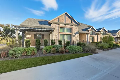 4301 Rose Garrison Ln, Arlington, TX 76005