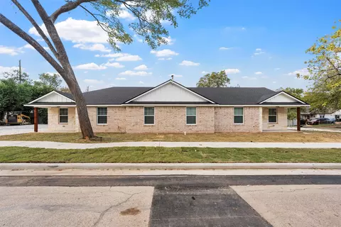 1600 N 11th St, Waco, TX 76707