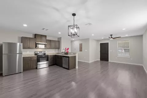 1600 N 11th St, Waco, TX 76707 photo 7