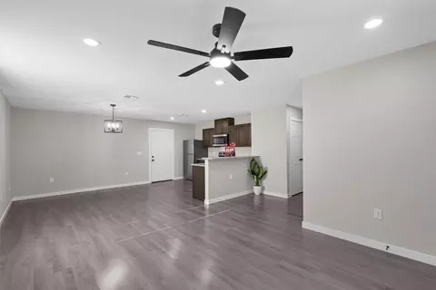 1600 N 11th St, Waco, TX 76707 photo 5
