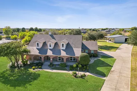 285 Red Star Rd, Lucas, TX 75002