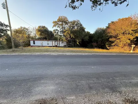 205 Water View Dr, Whitney, TX 76692