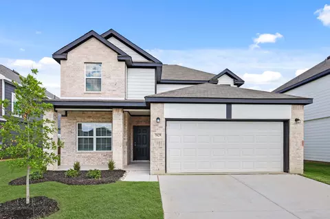 7829 White Spruce Ln, Fort Worth, TX 76123