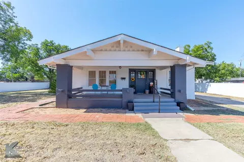 48 N Central Ave, Hamlin, TX 79520