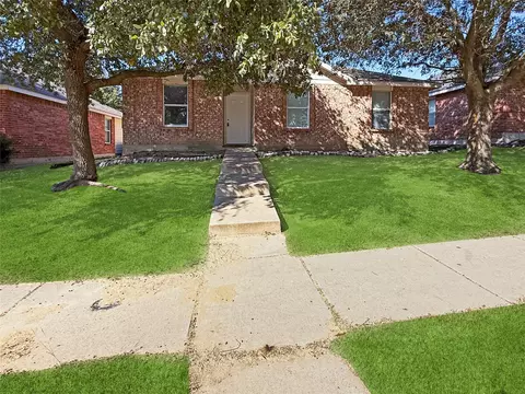 745 Grambling Dr, Dallas, TX 75241